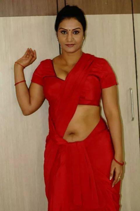 Indian Mallu Aunty Hot Pose Wearing Red Saree and Showing Navel -4